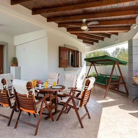 Vergio Villa *